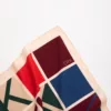 carré de soie- YBA beige-multicolore détail