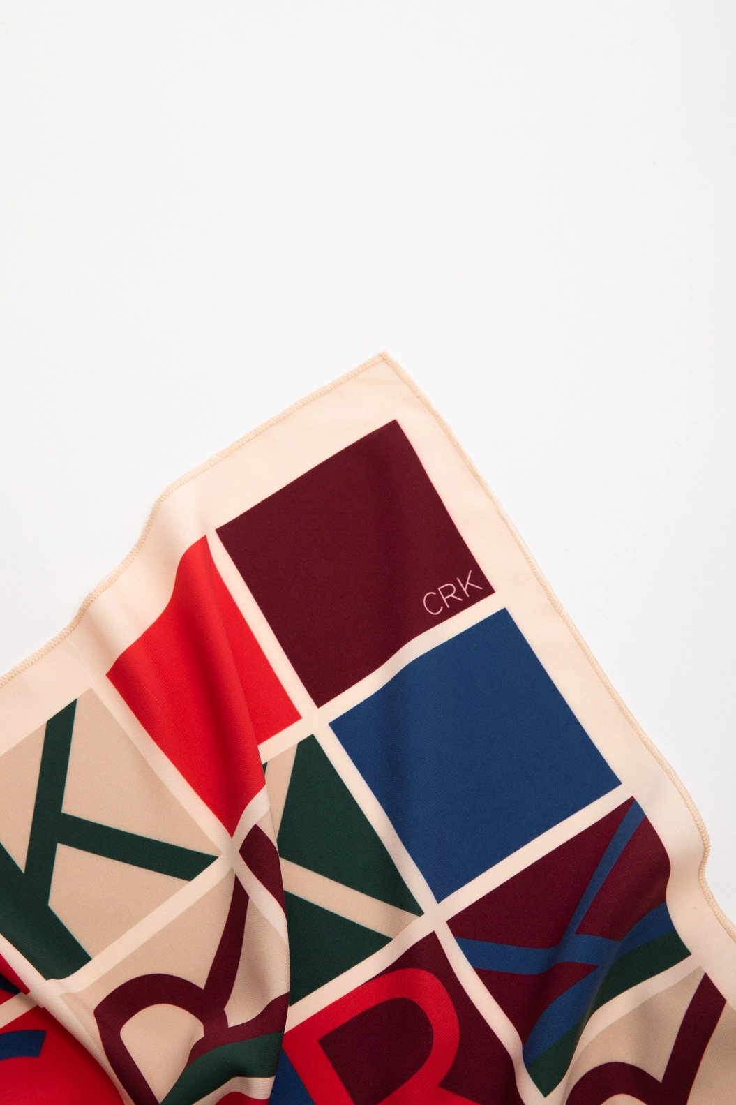 carré de soie- YBA beige-multicolore détail